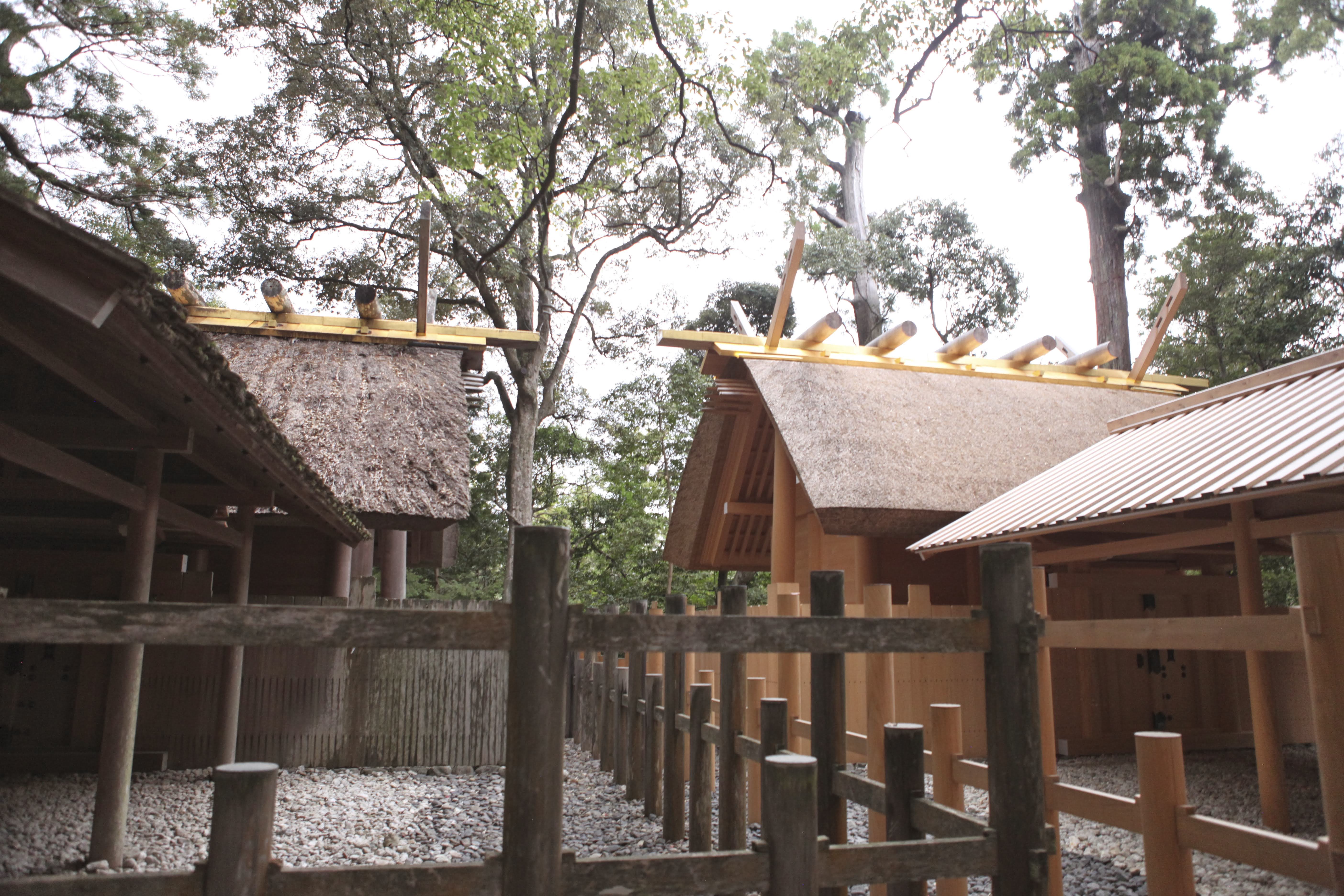 Ise Grand Shrine Keeper of the Fabric Eternity Inc.